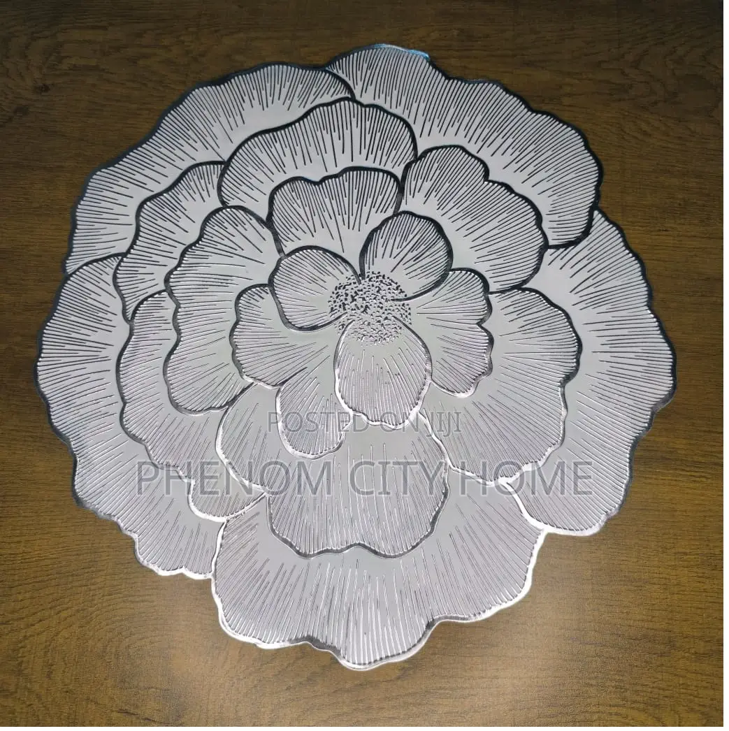 Silver Leafy Design Table Mats