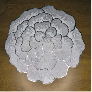 Silver Leafy Design Table Mats