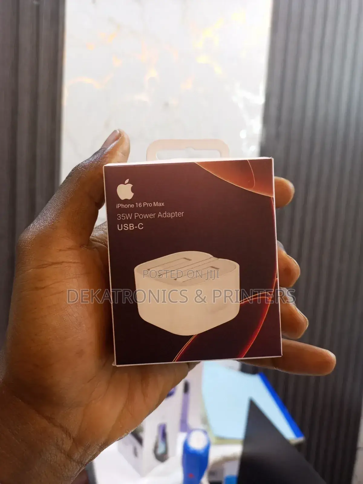 35 Watts Apple Power Adapter