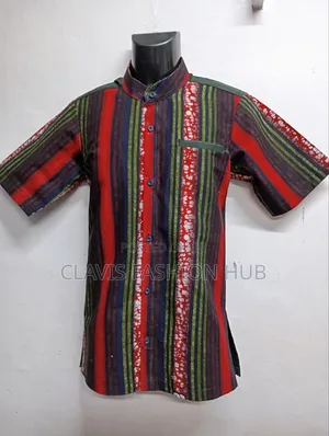 African Culture Red and Green Shirt 