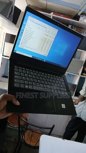 Laptop Lenovo IdeaPad 300 8GB Intel Core I5 SSD 256GB