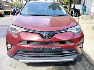 Toyota RAV4 2017 Burgundy