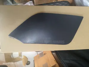 Nissan Xtrail T32 2016/2017 Front Bumper Towing Cover