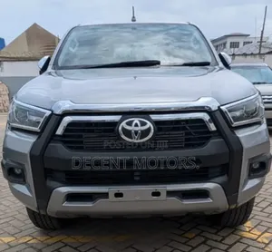 Toyota Hilux 2018 Silver