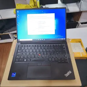 Laptop Lenovo ThinkPad E14 G5 16GB Intel Core I7 SSD 512GB