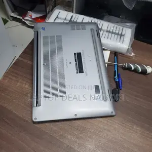 Laptop Dell Latitude 7400 8GB Intel Core I5 SSD 256GB