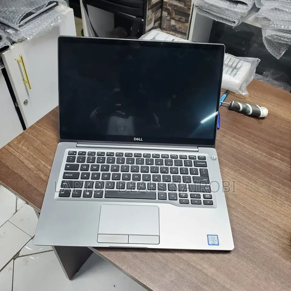 Laptop Dell Latitude 7400 8GB Intel Core I5 SSD 256GB