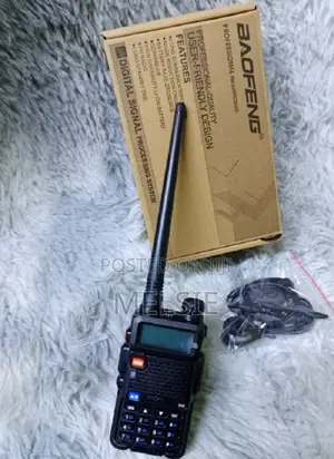 BAOFENG UV-5R 5W Dual Band Radio