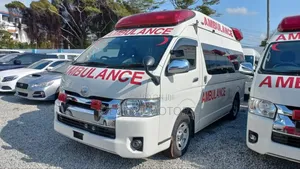 Toyota HiAce 2018 White