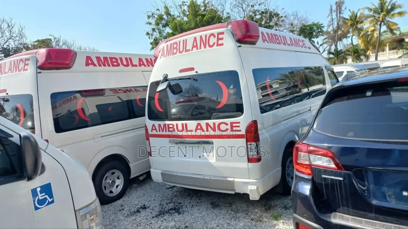 Toyota HiAce 2018 White