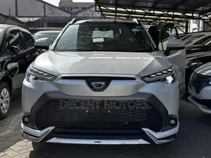 Toyota Corolla Cross 1.8 Petrol FWD 2021 White
