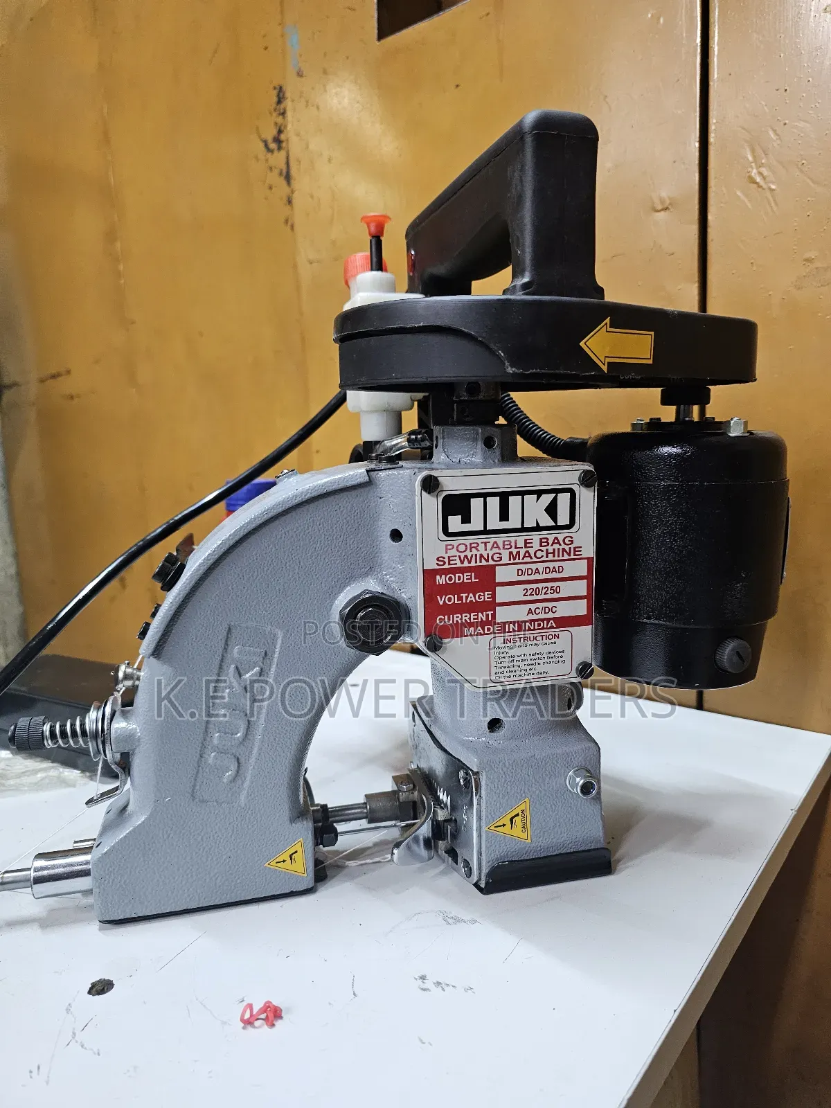 Bag Closer/ Sack Juki Sewing Machine