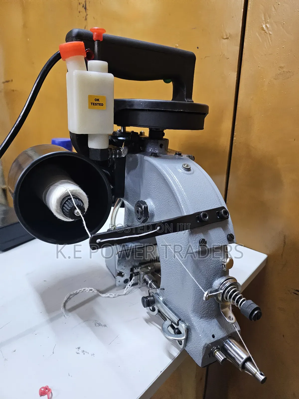 Bag Closer/ Sack Juki Sewing Machine