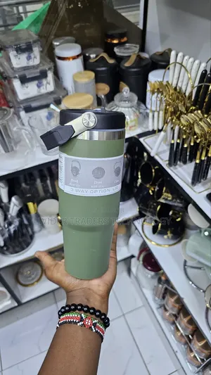 *890ml Thermal Coffee Cup/Thermos /Water Bottle/Themal Mug