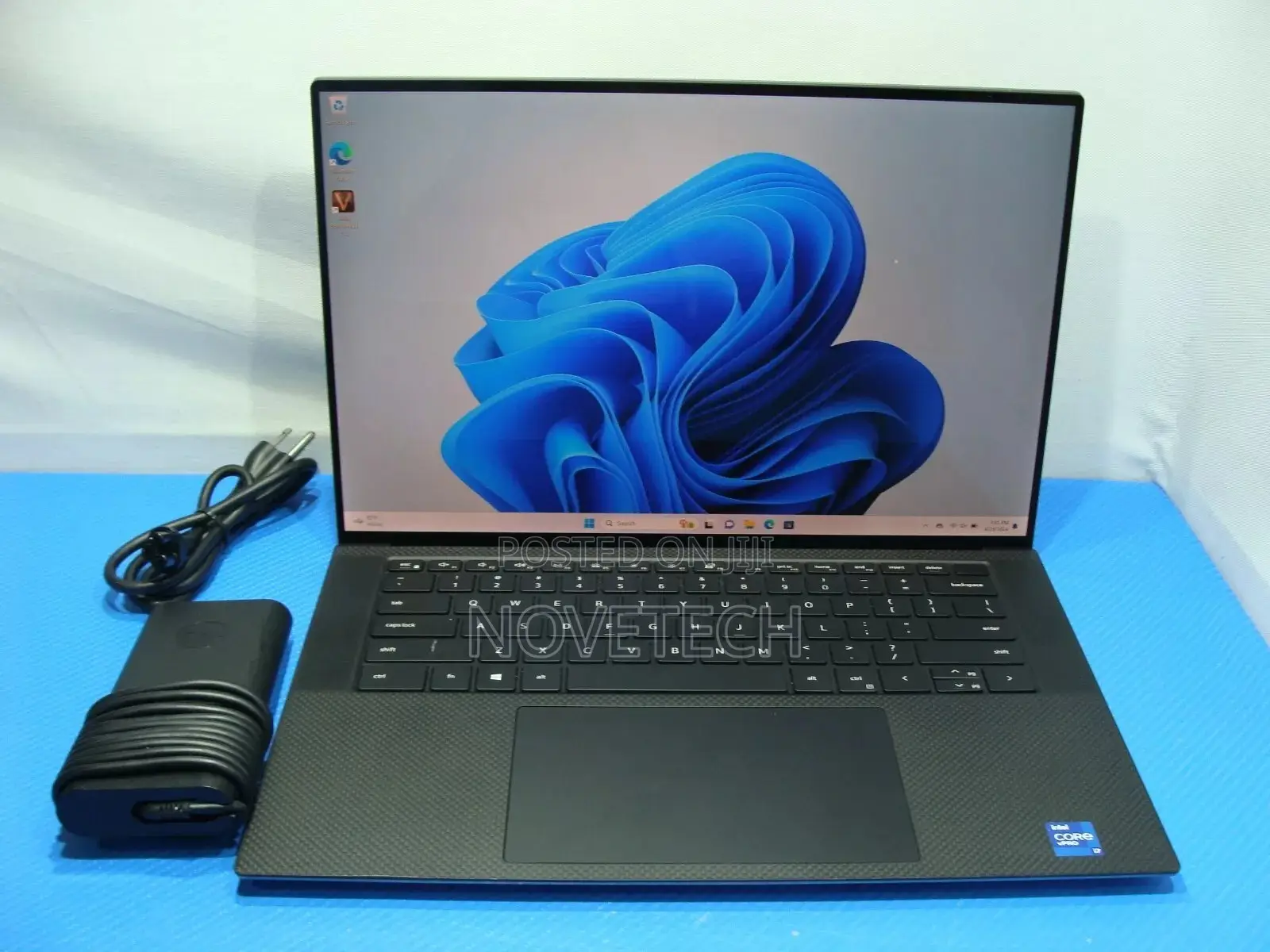 New Laptop Dell Precision 5570 16GB Intel Core I9 SSD 512GB