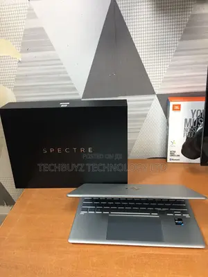 New Laptop HP Spectre 14 32GB Intel Core Ultra 7 SSD 1T