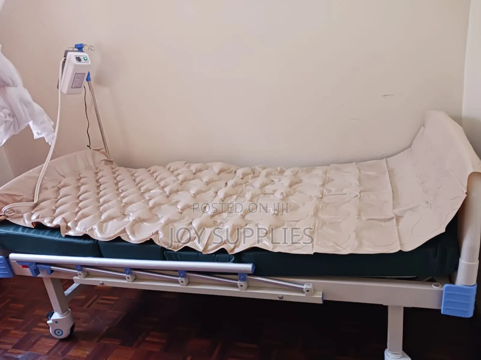 Single Crank Bed With Mattress