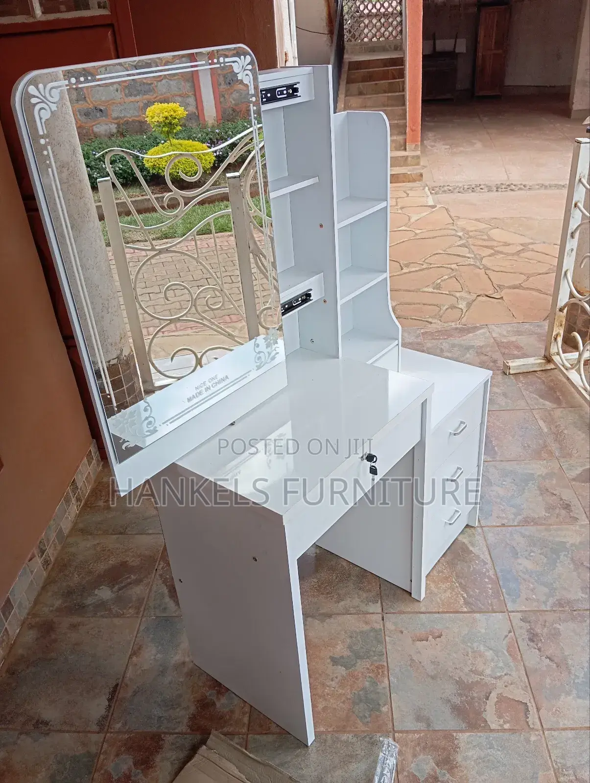 Modern Sliding Dressing Table