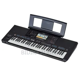 Quality Yamaha PSR-Sx720 Keyboard