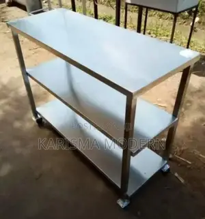 Bakery Working Table With Undershelves