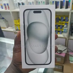 New Apple iPhone 15 256 GB Black