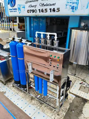 750 LPH Reverse Osmosis Machine