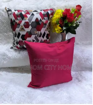 Maroon Themed Throwpillow Covers