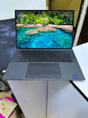 Laptop Dell Precision 5570 16GB Intel Core I9 SSD 512GB