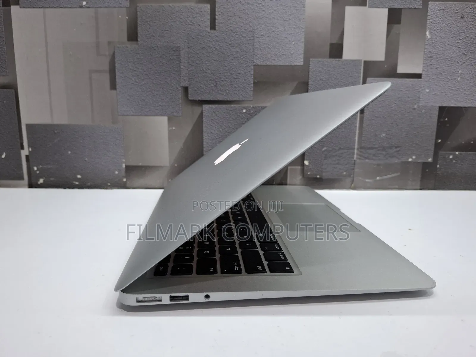 Laptop Apple MacBook Air 8GB Intel Core I5 SSD 256GB