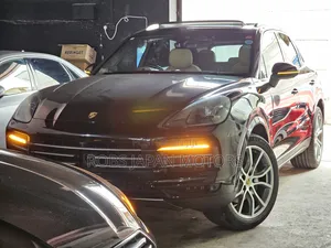 Porsche Cayenne Base AWD 2019 Black