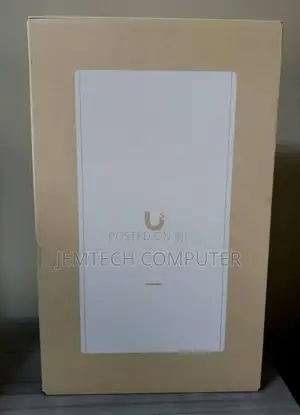 Ubiquiti U6 Mesh Pro Indoor/Outdoor Wifi 6 Ap