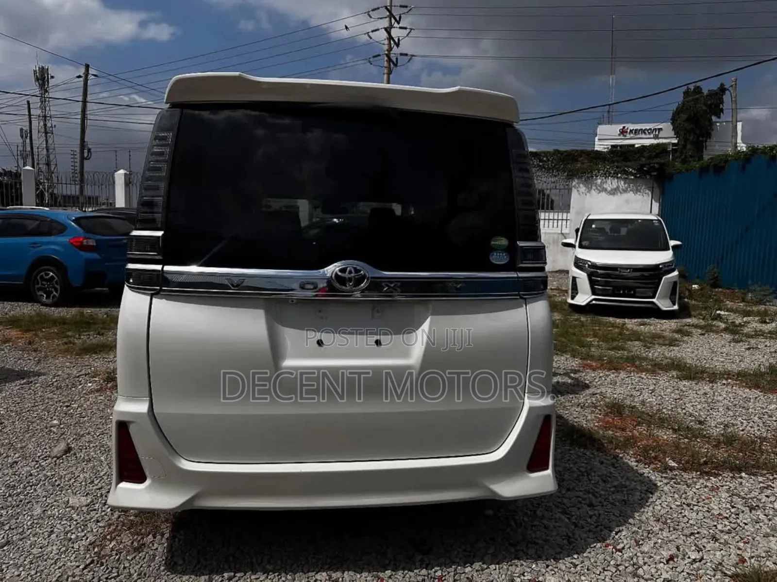 Toyota Voxy 2018 White
