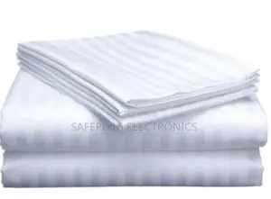 White Cover Set - 7×8 Stripped Duvet Cover Set