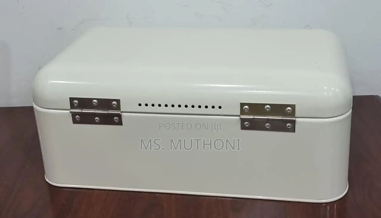 Hinged Bread Bin 9L With 3 Canisters
