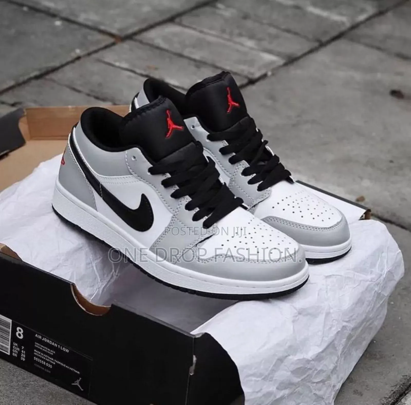 AJ1 Low "Smokey Grey"