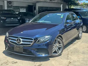Mercedes-Benz E200 2019 Blue