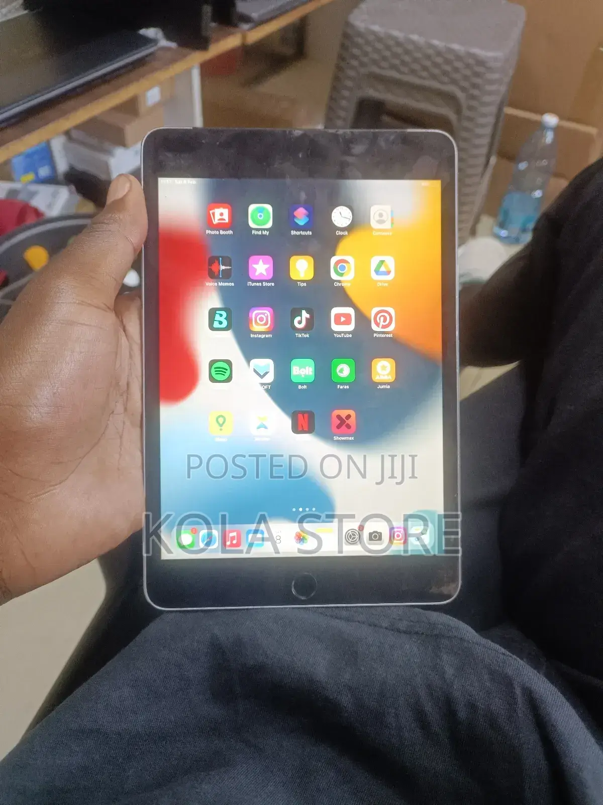 Apple iPad mini 4 128 GB Silver