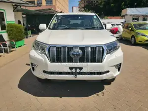 Toyota Land Cruiser Prado 2.8 2018 White