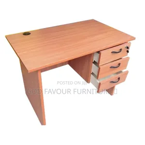 Lockable 0.9m Modern Office Desk Sj9gf