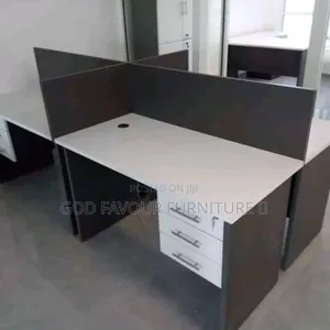Lockable Modern Office Desk 0.9m Hj5t