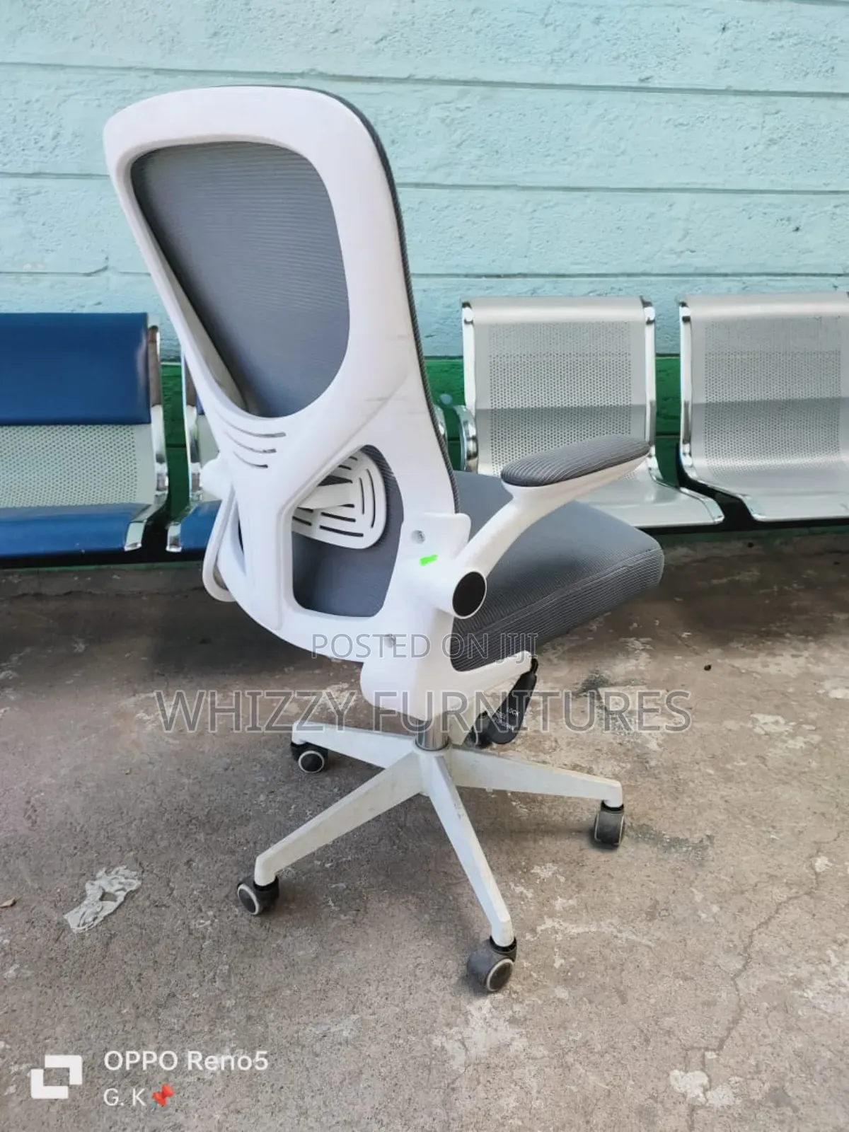 Swivel Office Chair