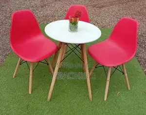 Modern Bristol White Table And Chairs