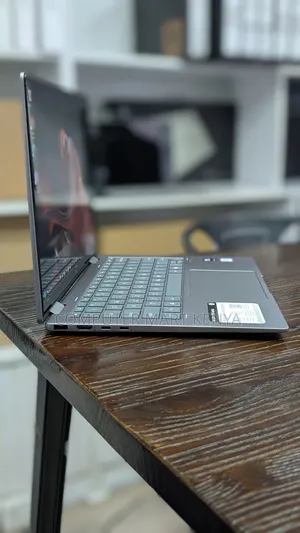 New Laptop HP Envy 14 16GB Intel Core Ultra 7 SSD 512GB