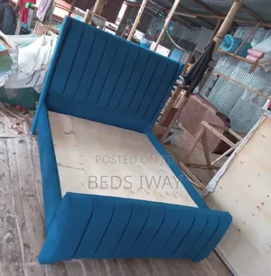Blue Colour 5x6 Bed Chester