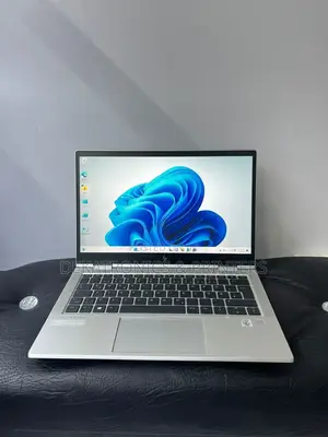 Laptop HP EliteBook 830 16GB Intel Core I5 SSD 512GB