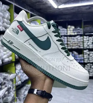 New Airforce 1 Low North X Supreme