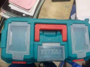 Total 17" Plastic Toolbox