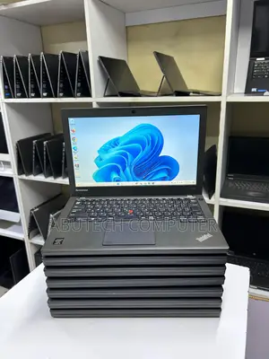 Laptop Lenovo ThinkPad X240 8GB Intel Core i5 HDD 500GB