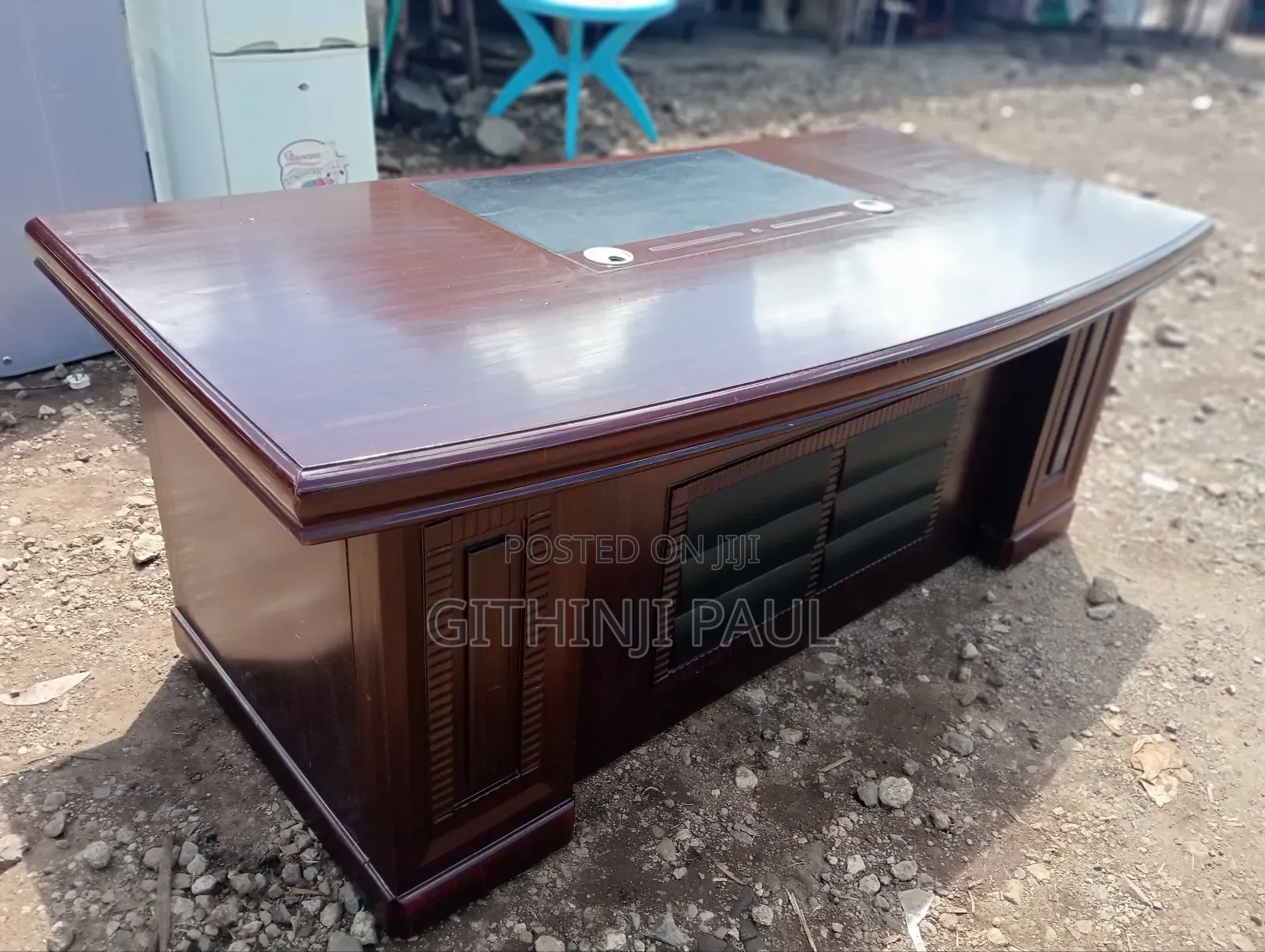 Selling Executive Office Table and Drawer