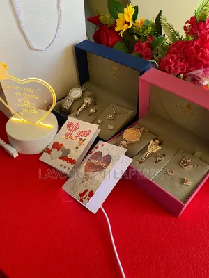 5 in 1 Ladies Gift Set With LED Lighting Board